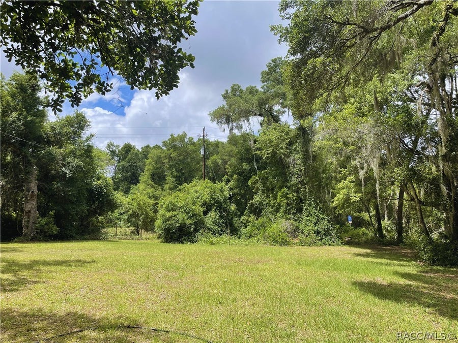 Property photo for 9381 S Great Oaks Drive, Floral City, FL