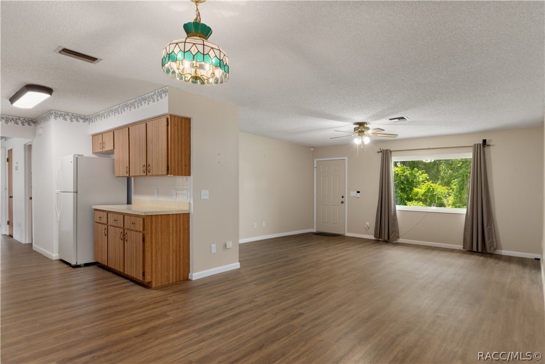 9390 E Windwood Loop, Inverness, FL 34450 9390 E Windwood Loop, Inverness, FL 34450