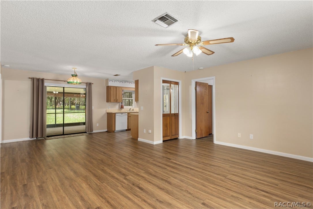 9390 E Windwood Loop, Inverness, FL 34450 9390 E Windwood Loop, Inverness, FL 34450
