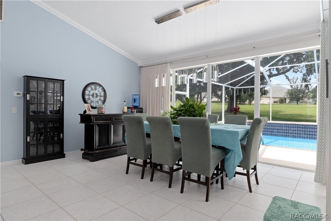 Dining room area which could be an eat in kitchen area or another sitting area or cocktail lounge