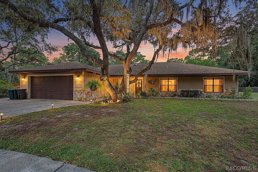 Property photo for 2222 S Bolton Avenue, Homosassa, FL