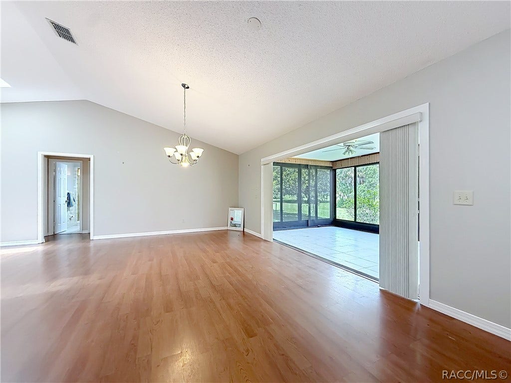 8831 E Sandpiper Drive, Inverness, FL 34450 8831 E Sandpiper Drive, Inverness, FL 34450