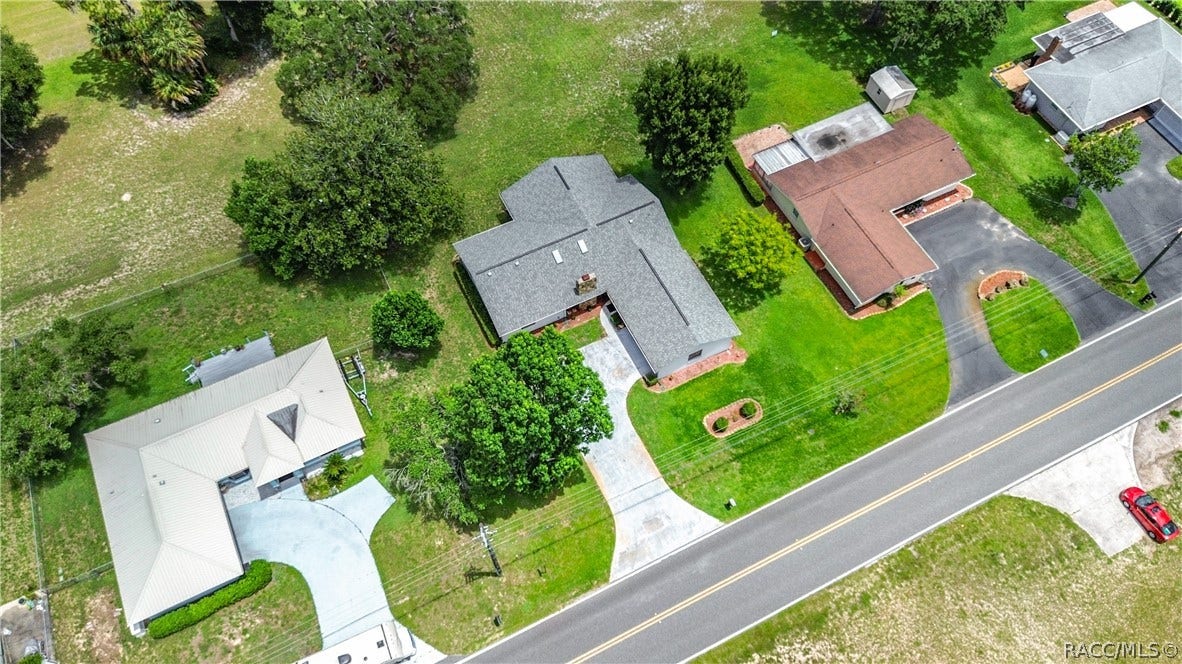 8831 E Sandpiper Drive, Inverness, FL 34450 8831 E Sandpiper Drive, Inverness, FL 34450