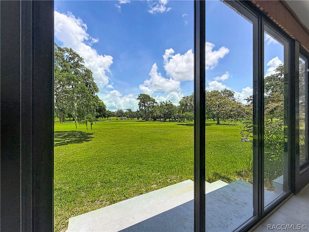 8831 E Sandpiper Drive, Inverness, FL 34450 8831 E Sandpiper Drive, Inverness, FL 34450