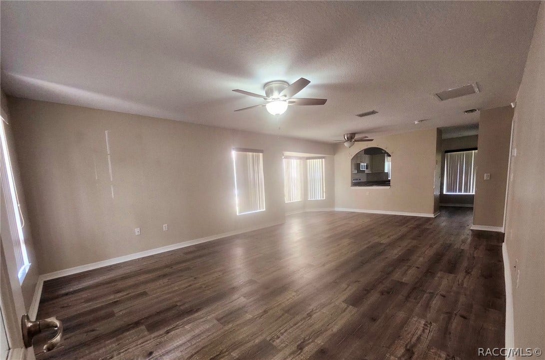 835 N Rembrandt Way, Inverness, FL 34453