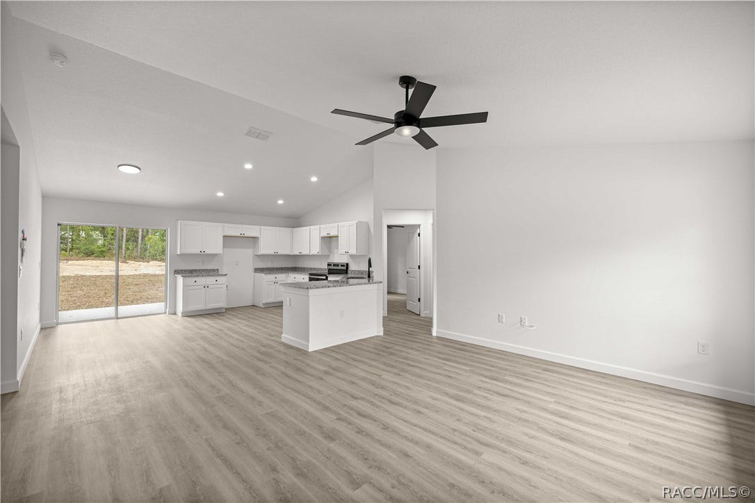 22433 SW Rainbow Lakes Boulevard, Dunnellon, FL 34431