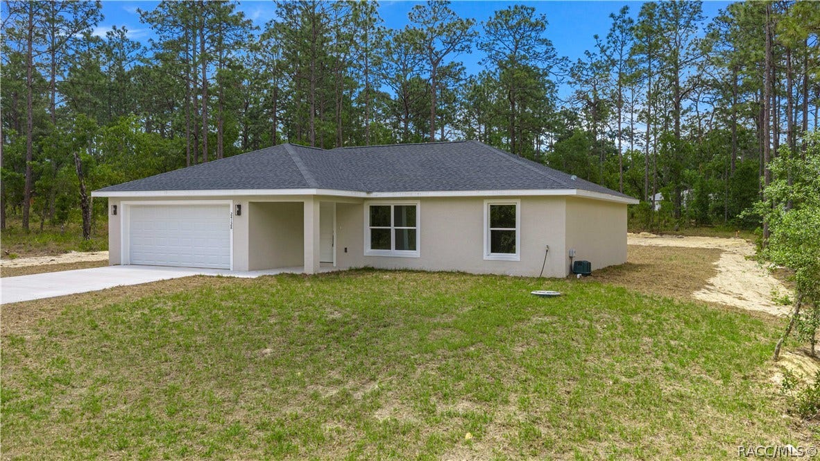 22433 SW Rainbow Lakes Boulevard, Dunnellon, FL 34431