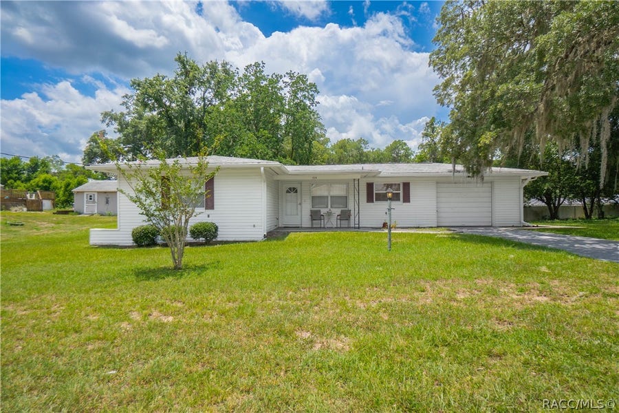Property photo for 519 Poplar Street, Inverness, FL