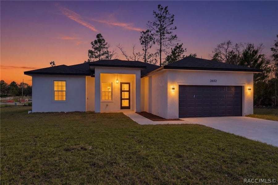 Property photo for 2652 W Paragon Lane, Dunnellon, FL