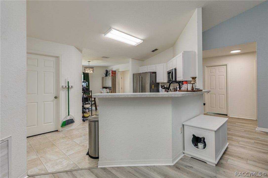 199 Linder Drive, Homosassa, FL 34446 199 Linder Drive, Homosassa, FL 34446