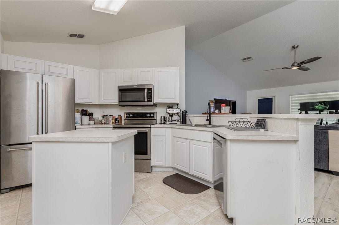 199 Linder Drive, Homosassa, FL 34446 199 Linder Drive, Homosassa, FL 34446
