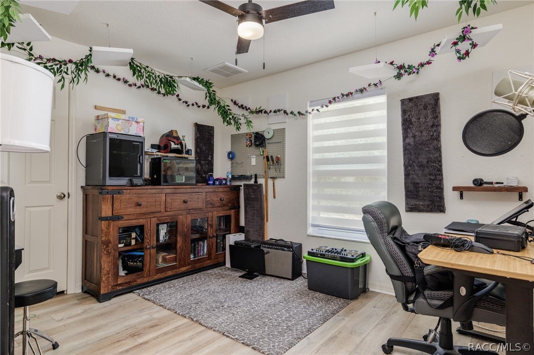 199 Linder Drive, Homosassa, FL 34446 199 Linder Drive, Homosassa, FL 34446