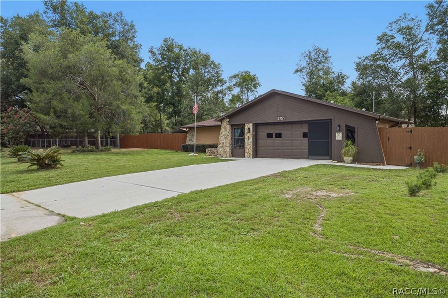 Property photo for 8751 N Amboy Drive, Citrus Springs, FL
