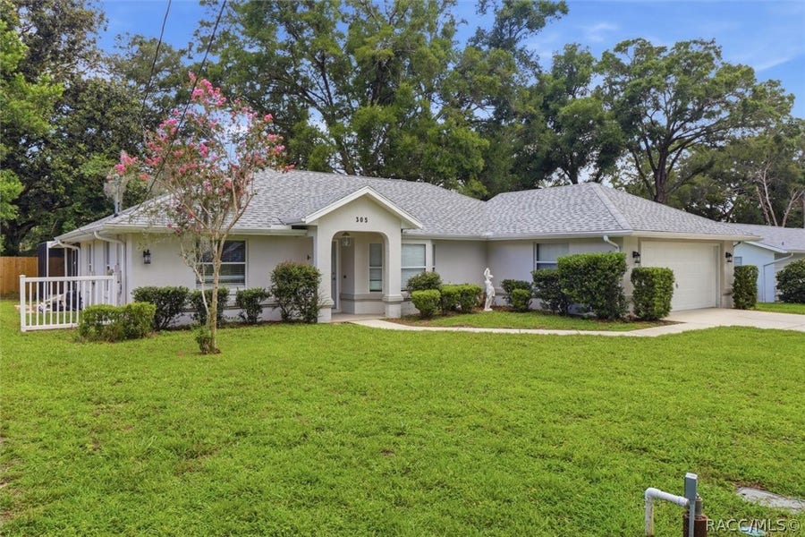 Property photo for 305 Violet Lane, Inverness, FL