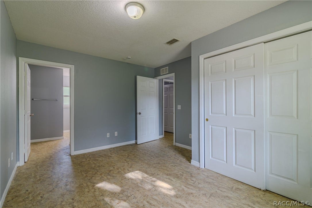 8734 N Reina Loop, Crystal River, FL 34428