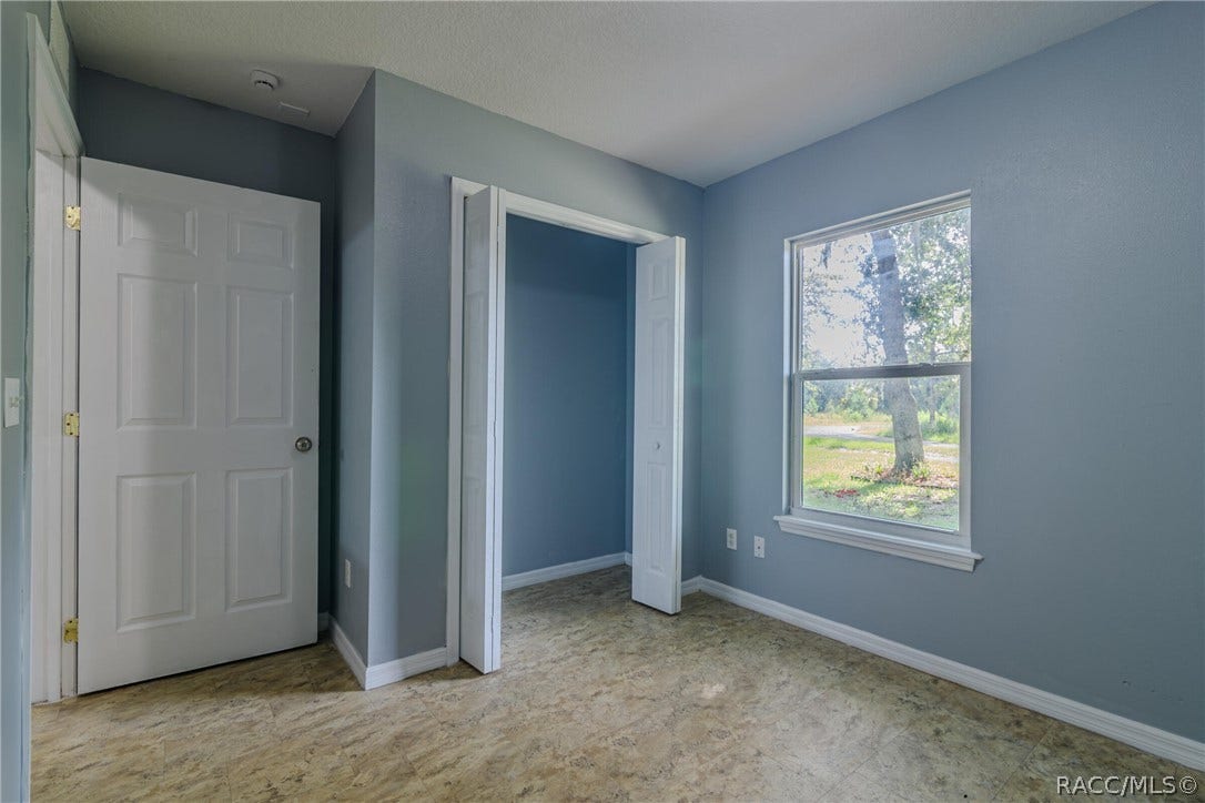 8734 N Reina Loop, Crystal River, FL 34428