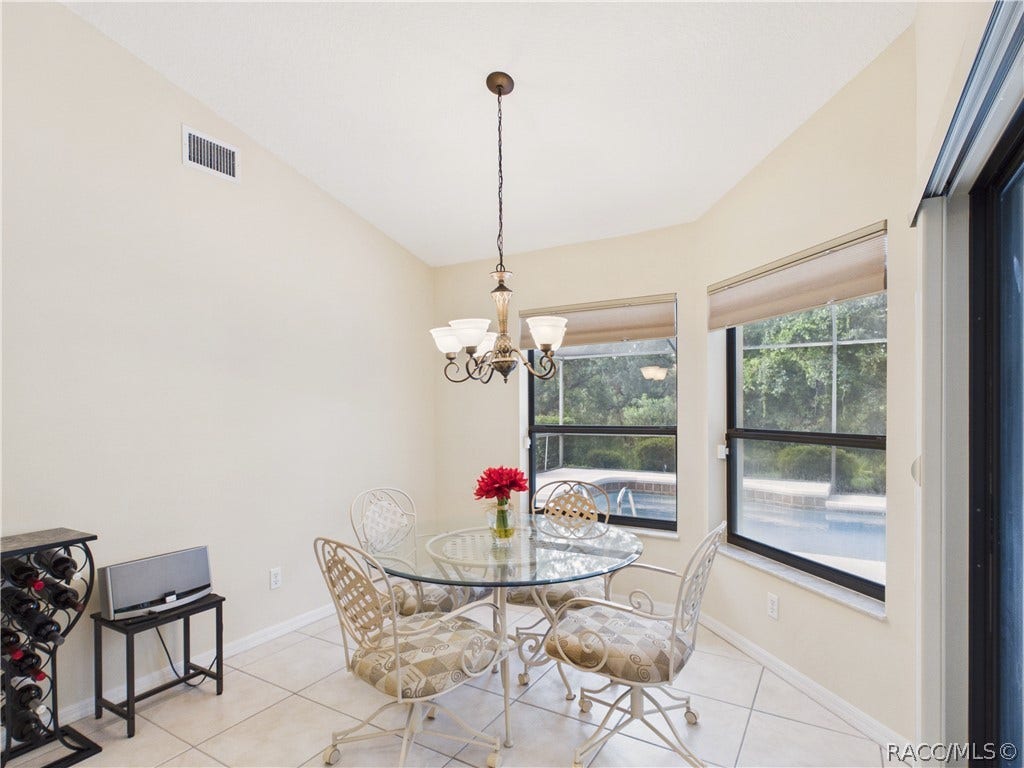 10 Rudbeckia Court, Homosassa, FL 34446 BREAKFAST NOOK 1