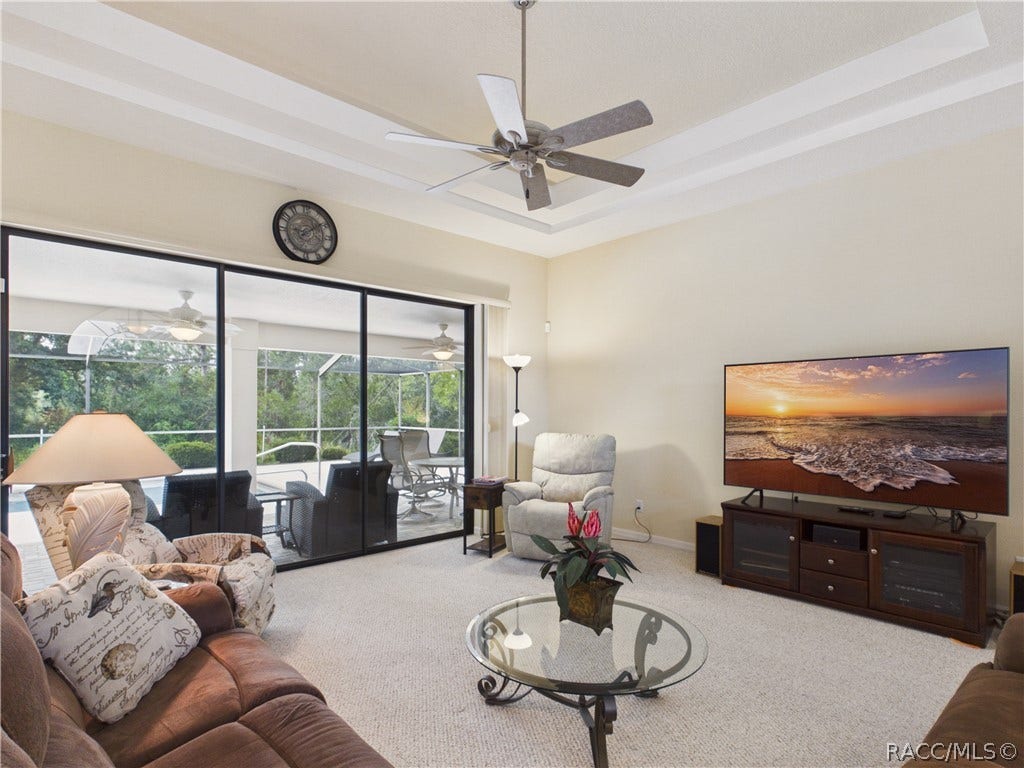 10 Rudbeckia Court, Homosassa, FL 34446 GREAT ROOM 6 VIEW ACROSS TO THE RIGHT