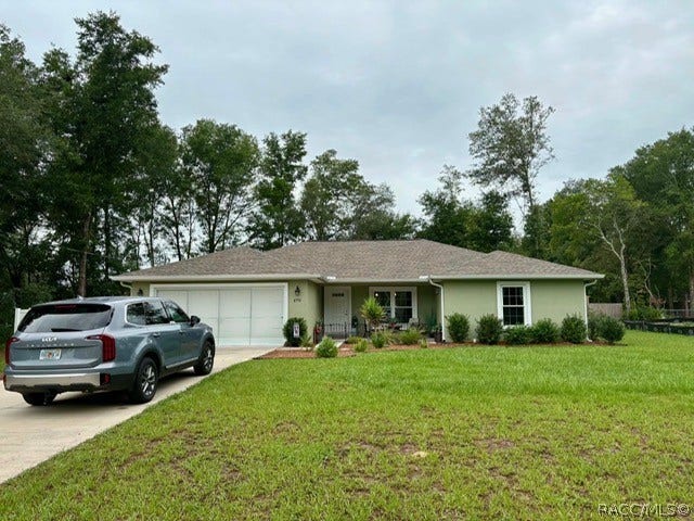 Property photo for 8750 N Gilovu Drive, Dunnellon, FL