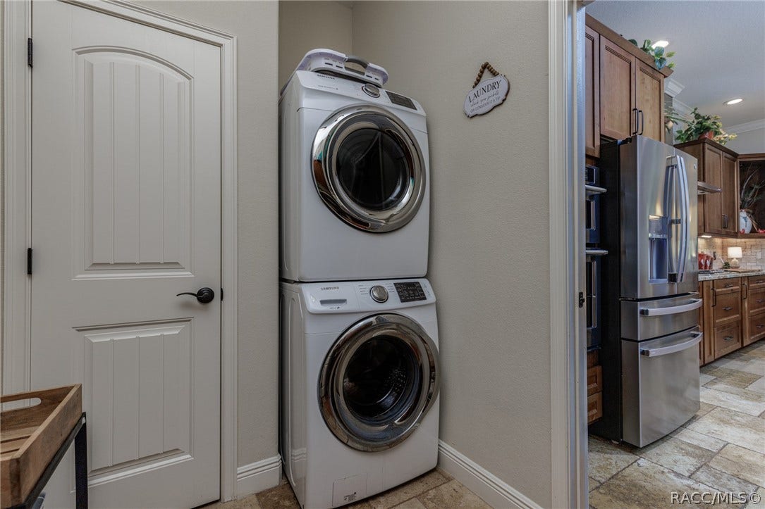 4750 W Mohawk Drive, Beverly Hills, FL 34465 Laundry--washer & dryer included