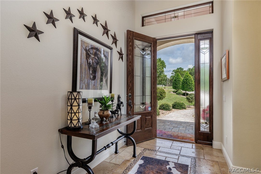 4750 W Mohawk Drive, Beverly Hills, FL 34465 Foyer