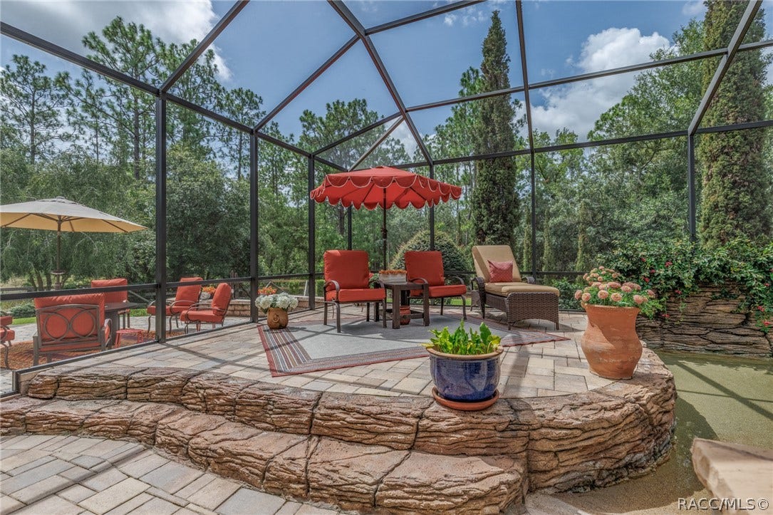 4750 W Mohawk Drive, Beverly Hills, FL 34465 resort style lounging!