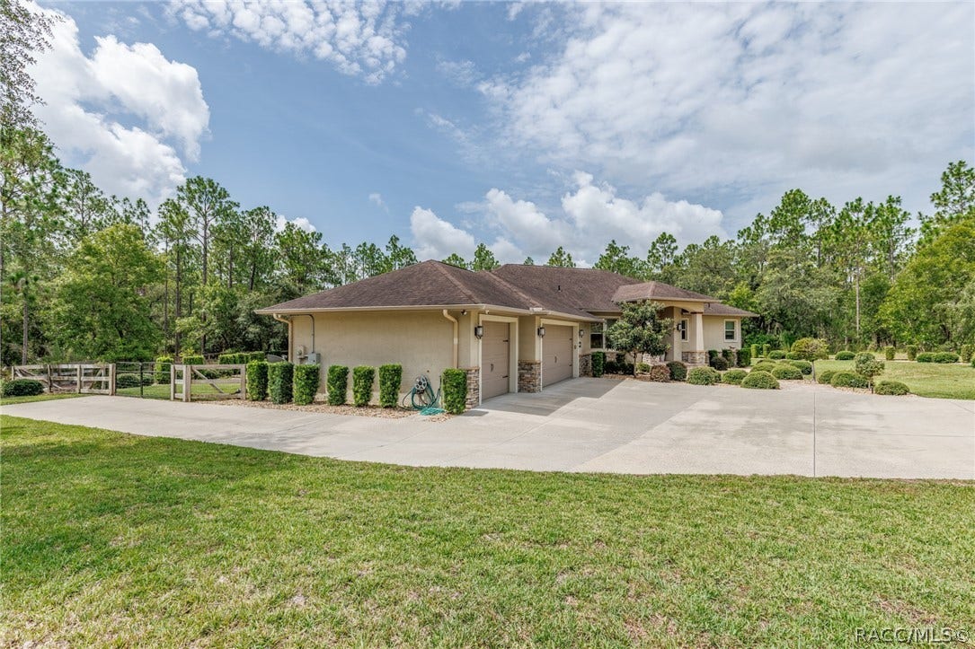 4750 W Mohawk Drive, Beverly Hills, FL 34465 4750 W Mohawk Drive, Beverly Hills, FL 34465