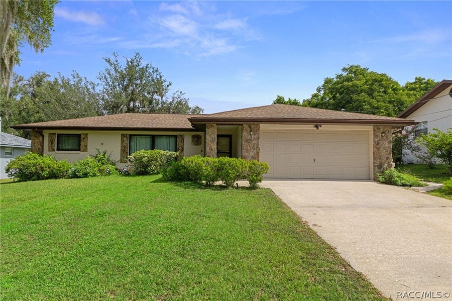 Property photo for 206 Hemlock Street, Inverness, FL