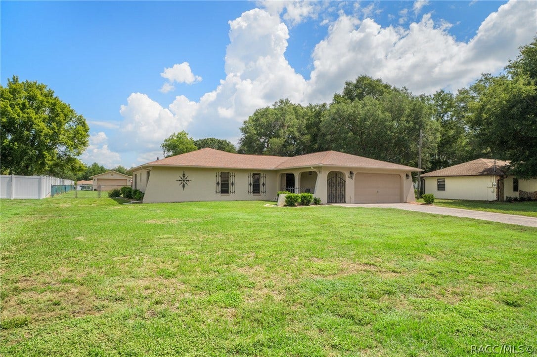 3640 S Springbreeze Way, Homosassa, FL 34448 3640 S Springbreeze Way, Homosassa, FL 34448
