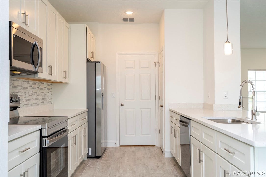 7764 N Darby Drive, Citrus Springs, FL 34433 Model Home