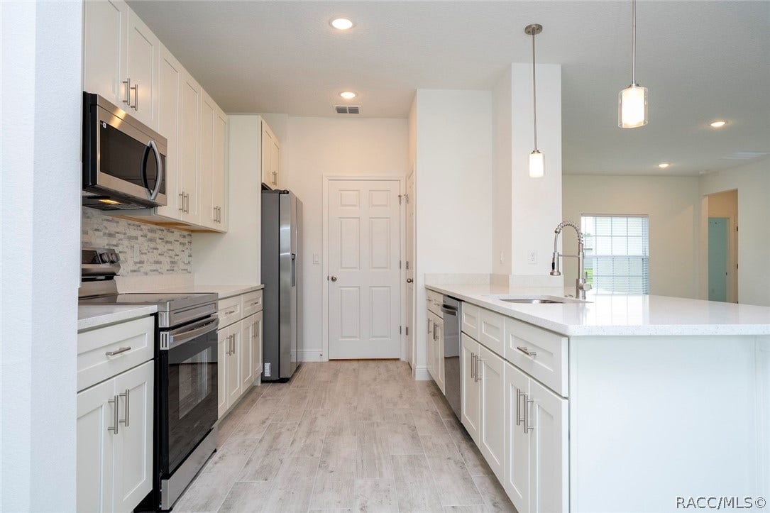 7764 N Darby Drive, Citrus Springs, FL 34433 Model Home