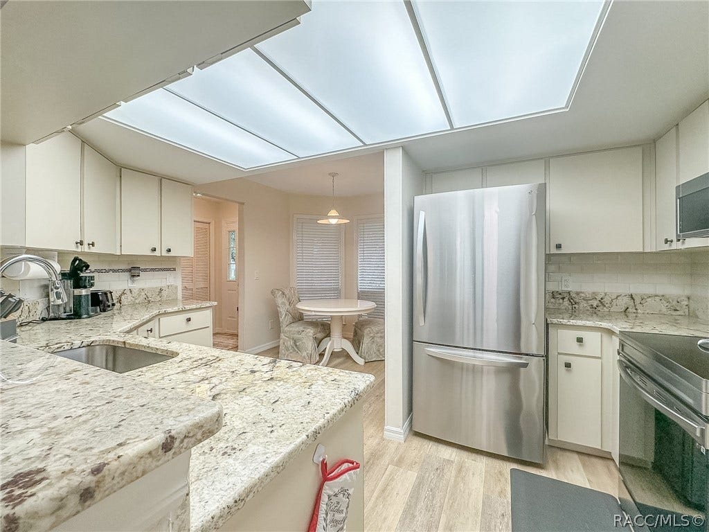 5941 W Dedham Trail, Crystal River, FL 34429 5941 W Dedham Trail, Crystal River, FL 34429