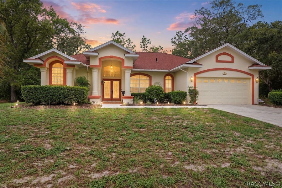 Property photo for 184 Pine Street, Homosassa, FL