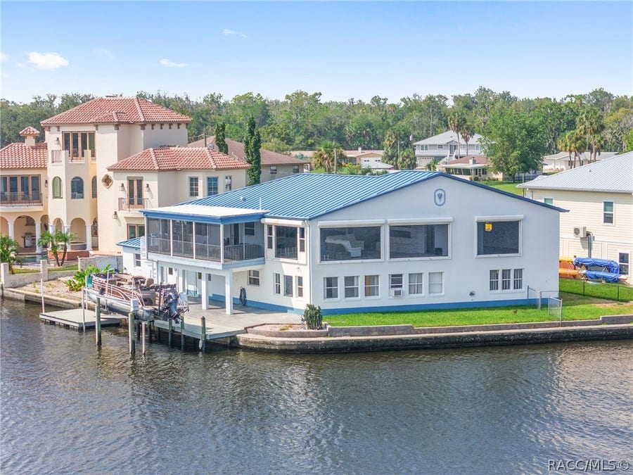 Property photo for 2243 N Kings Cove Point, Crystal River, FL