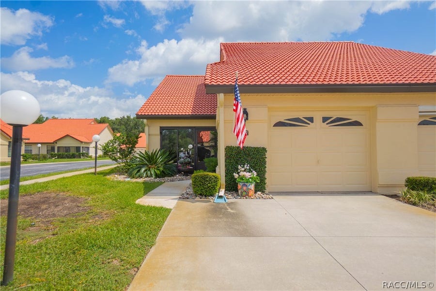 Property photo for 2022 Forest Drive, Inverness, FL