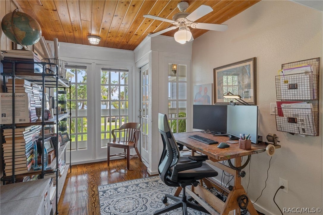 1035 N Appalachian Terrace, Crystal River, FL 34429 Office With a VIEW