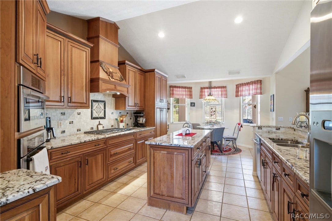 4921 N Cheyenne Drive, Beverly Hills, FL 34465