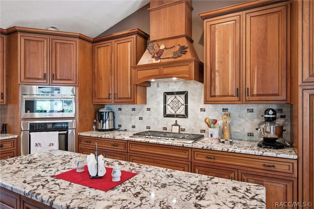 4921 N Cheyenne Drive, Beverly Hills, FL 34465