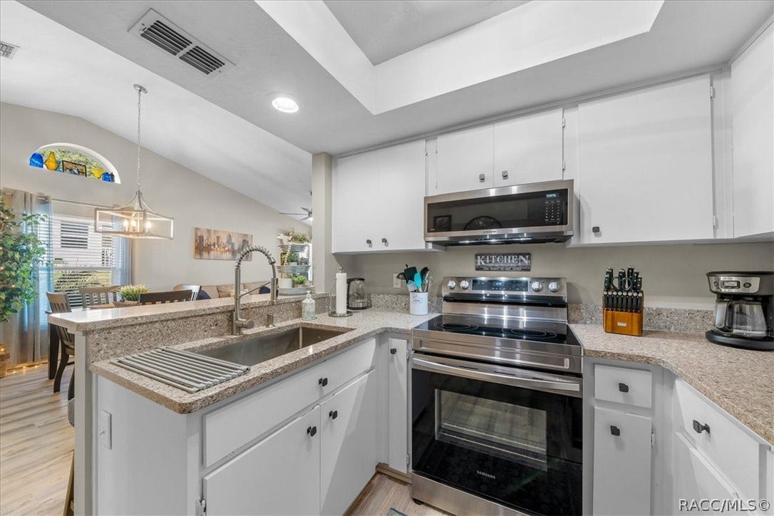 3525 N Woodgate Drive, Beverly Hills, FL 34465 3525 N Woodgate Drive, Beverly Hills, FL 34465