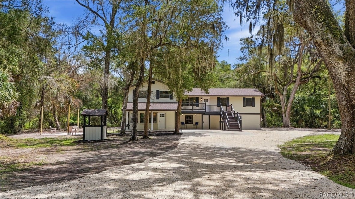 8601 N Maple Avenue, Crystal River, FL 34428 8601 N Maple Avenue, Crystal River, FL 34428