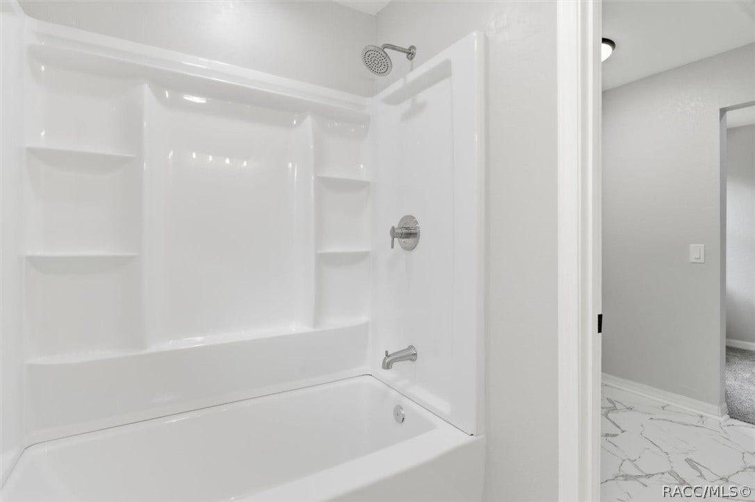 8601 N Maple Avenue, Crystal River, FL 34428 Level 3 - Bathroom