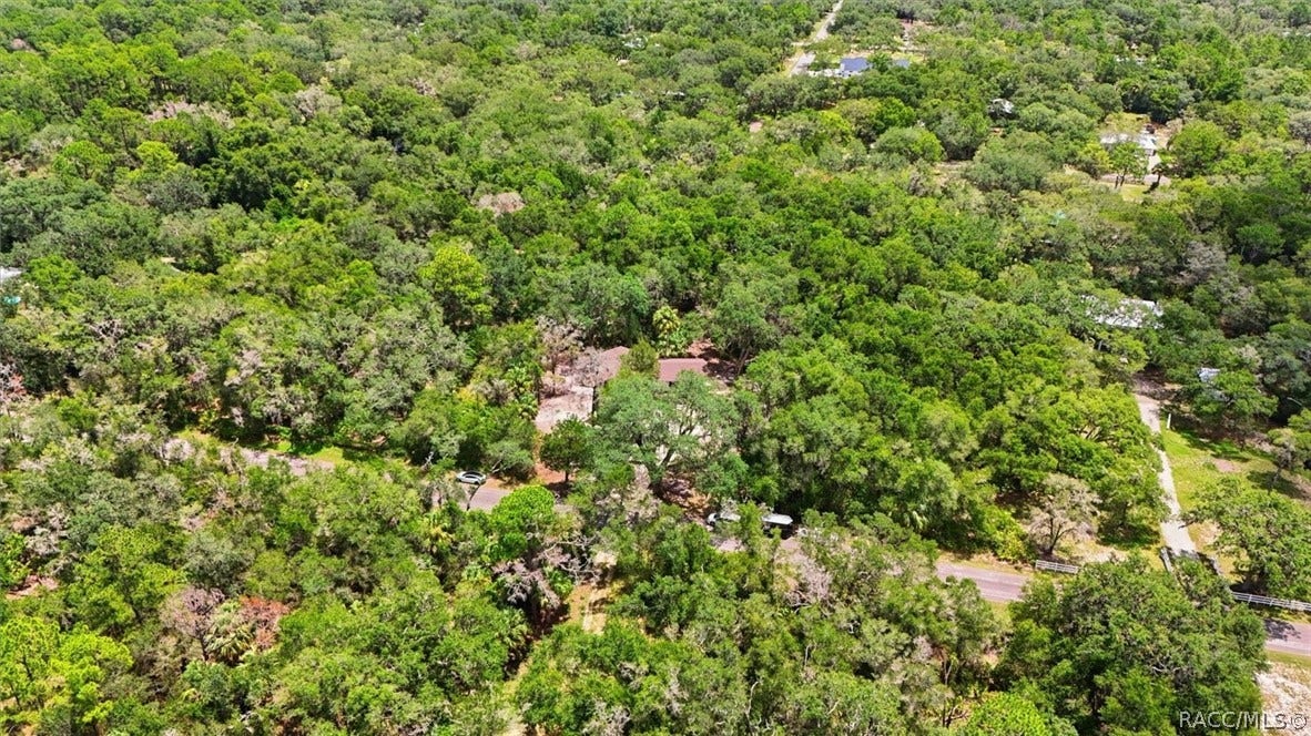 8601 N Maple Avenue, Crystal River, FL 34428 8601 N Maple Avenue, Crystal River, FL 34428