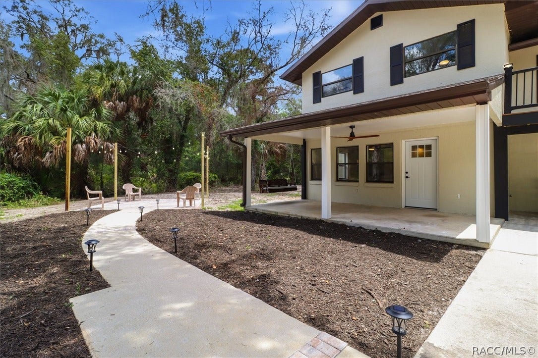 8601 N Maple Avenue, Crystal River, FL 34428 8601 N Maple Avenue, Crystal River, FL 34428