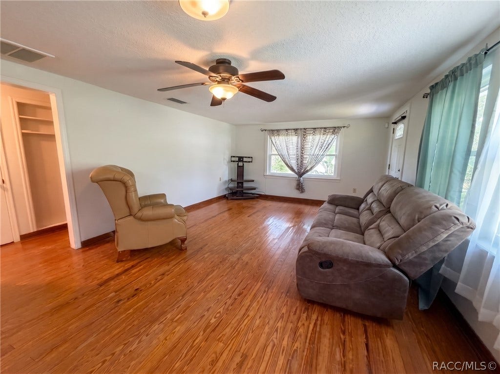 129 S Sparrow Point, Inverness, FL 34450 129 S Sparrow Point, Inverness, FL 34450