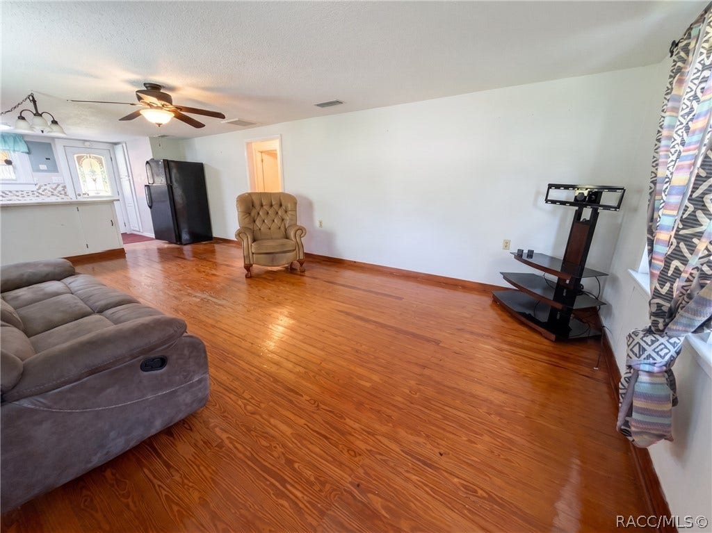 129 S Sparrow Point, Inverness, FL 34450 129 S Sparrow Point, Inverness, FL 34450