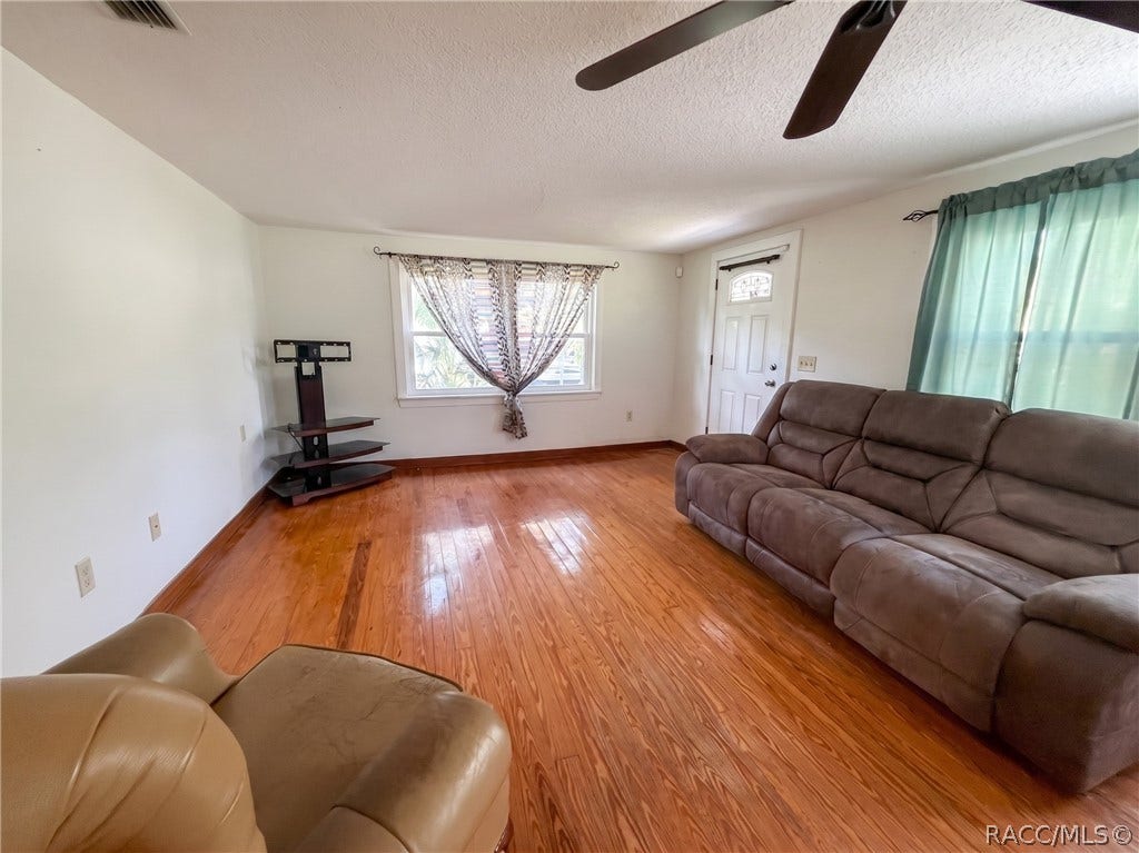 129 S Sparrow Point, Inverness, FL 34450 129 S Sparrow Point, Inverness, FL 34450