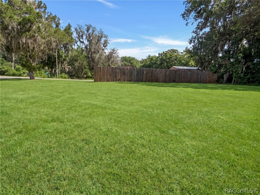 129 S Sparrow Point, Inverness, FL 34450 129 S Sparrow Point, Inverness, FL 34450