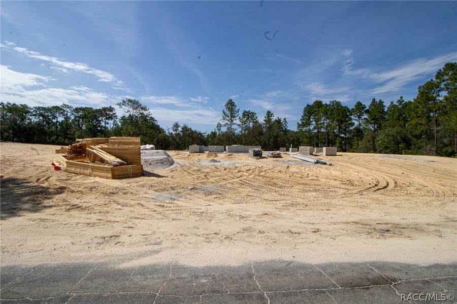 Property photo for 6162 W Conestoga Street, Beverly Hills, FL