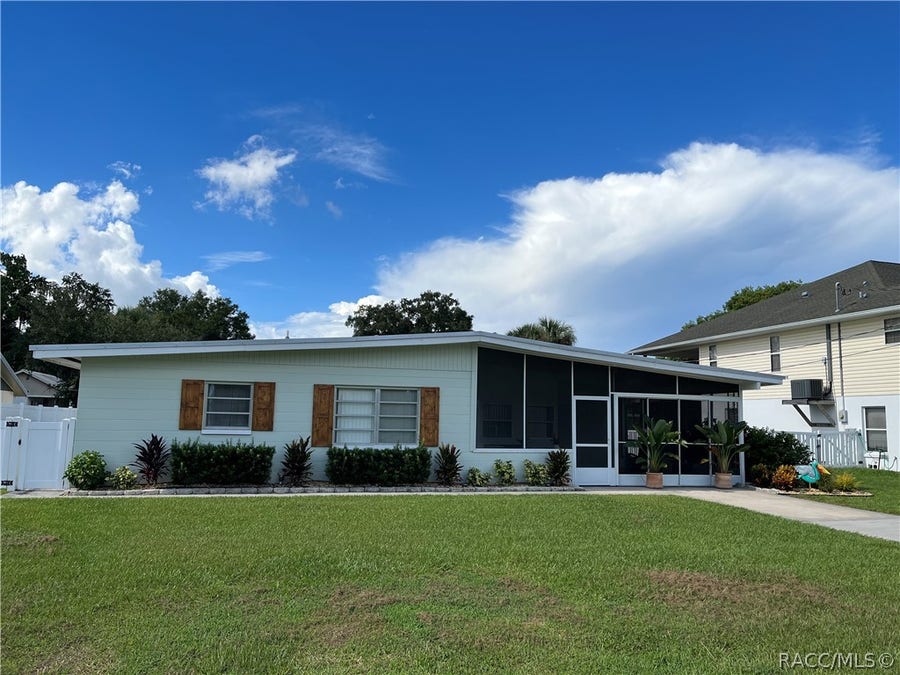 Property photo for 1920 NW 18th Street, Crystal River, FL