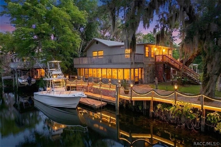 Property photo for 11590 N Kayak Point, Inglis, FL